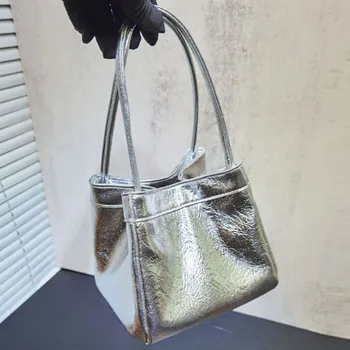 Дизайнерская сумка подмышками 2023 Новая серебристая женская сумка высокого качества, вместительная сумка-мешок
