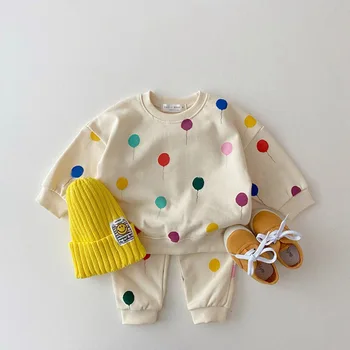 Корейский комплект одежды для маленьких мальчиков и девочек, весенне-осенние воздушные шары, модные свитера, комплекты из двух предметов для малышей