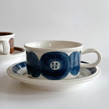 Набор кофейных чашек и блюдец в стиле ретро коричневого цвета, синий цветок, расписанный вручную, высококачественная керамическая чашка для латте, высококачественный тип