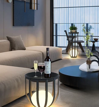 Торшер, прикроватный столик, торшер, встроенный светильник для атмосферы гостиной, современный и простой диван-торшер